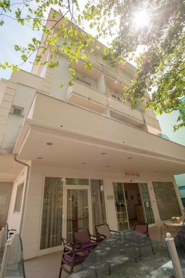 Villa Silvie Rose Чезенатіко Екстер'єр фото